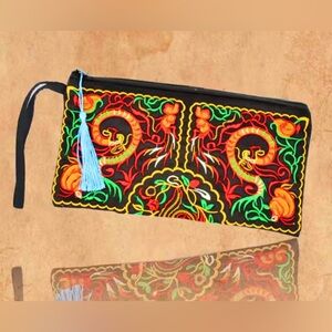 Embroidered Clutch with Tassel‎ - Multicolor